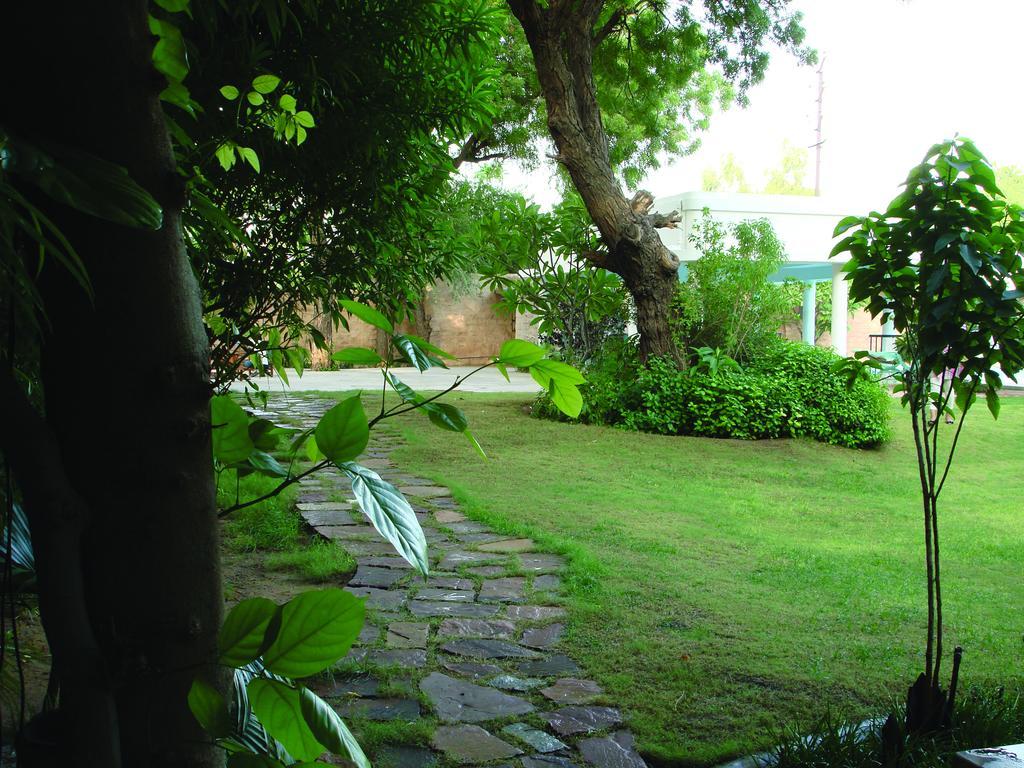 Hotel Inn Season Mahamandir Экстерьер фото