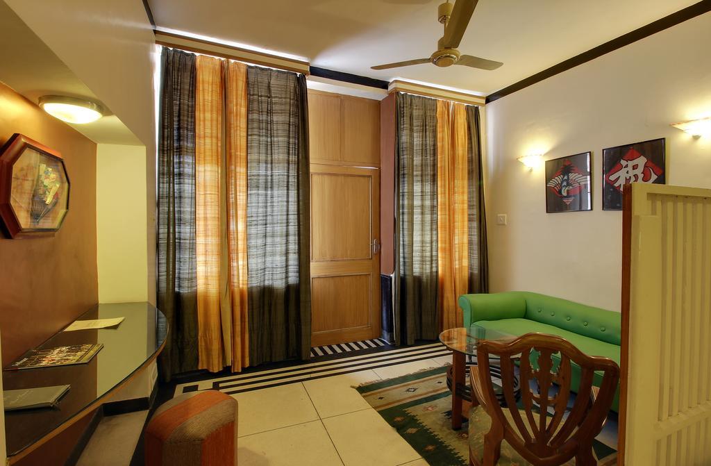 Hotel Inn Season Mahamandir Экстерьер фото